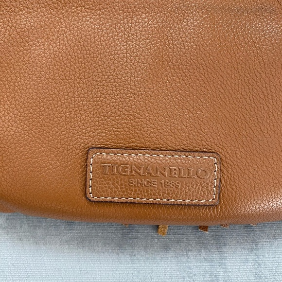 EUC Tignanello leather fringe, multi compartment, Crossbody 10” x 8” no callouts - Picture 11 of 13